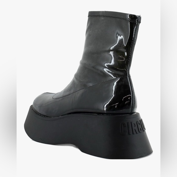 Circus by Sam Edelman Shiny Black Platform Boots - Picture 5 of 8